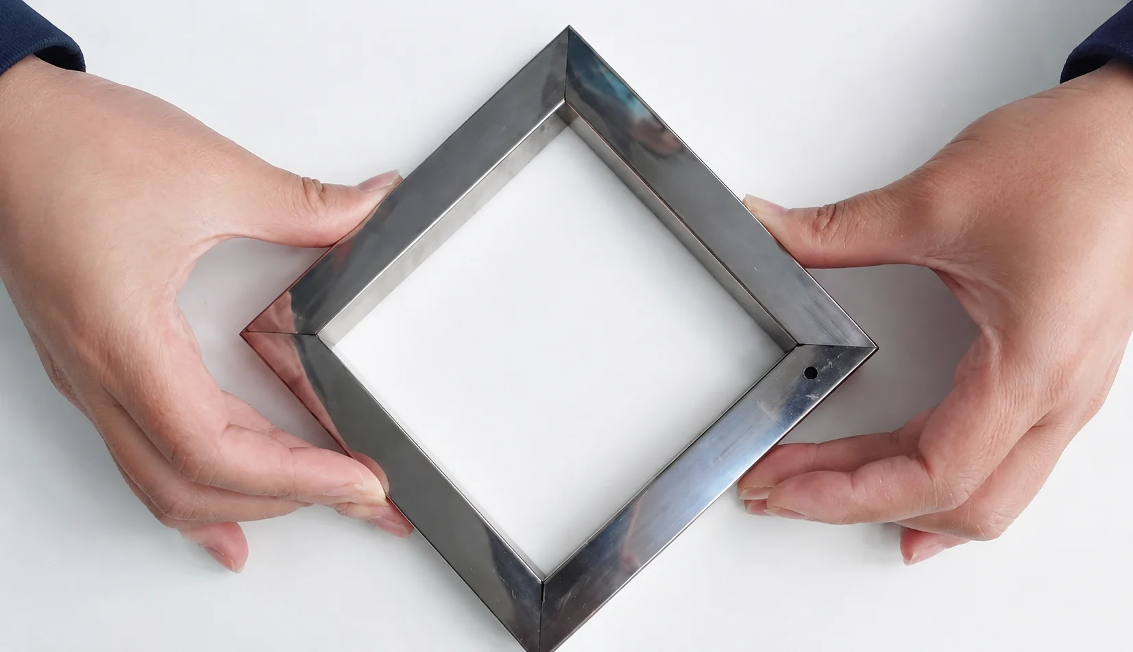 Laser cutting sample