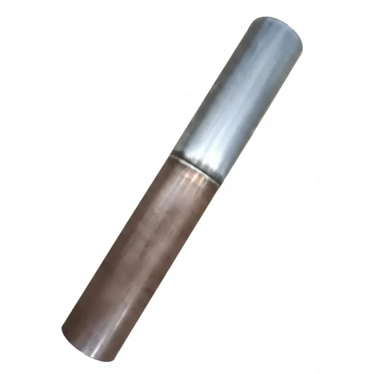Two-tone metal tube joined by a circumferential weld